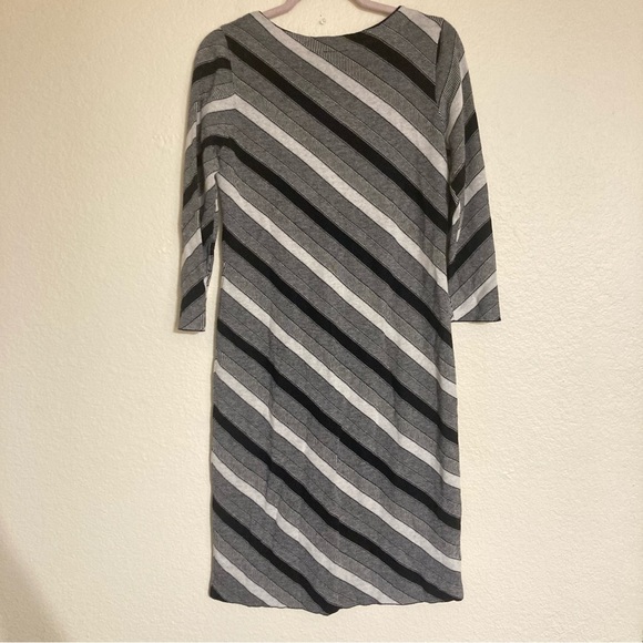 Nwt Ann Taylor printed sweater dress - Picture 9 of 9